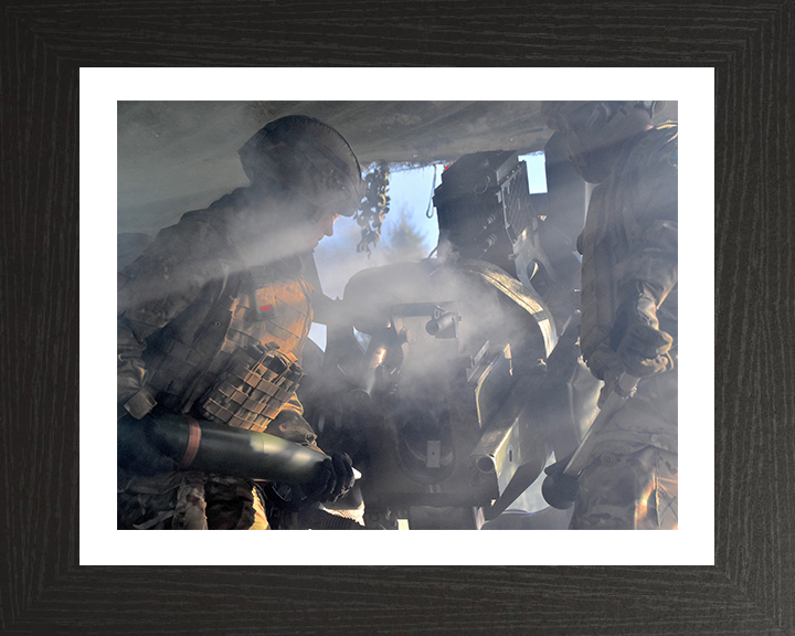 Artillery Soldiers Portrait Photo Print – British Army Wall Art, Military Decor Posters, Prints, & Visual Artwork Hampshire Prints 10 x 8 Black Frame Yes