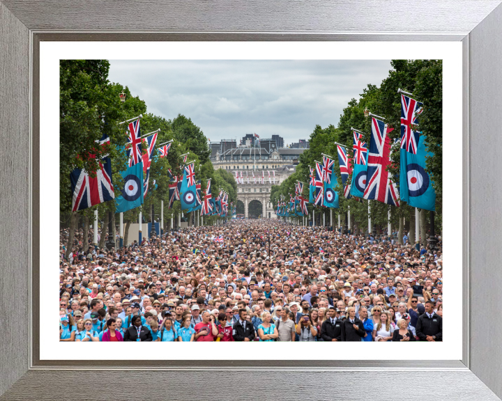 Crowds gather on the Mall London for RAF 100 Celebrations Photo Print Royal Air Force Aviation Wall Art Posters, Prints, & Visual Artwork Hampshire Prints 10 x 8 Silver Frame Yes