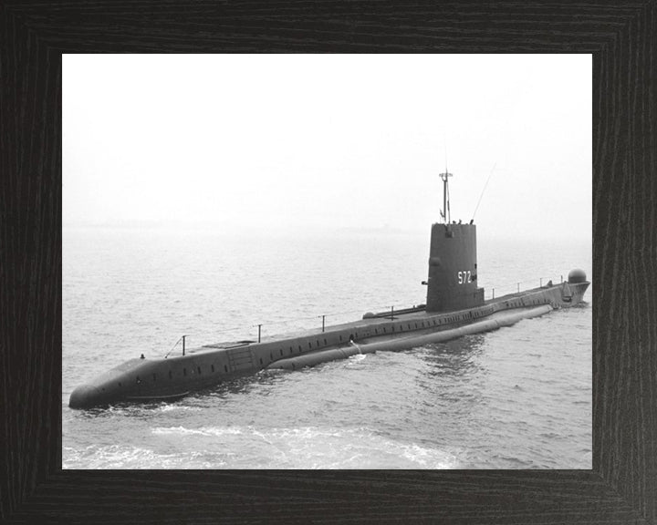 HMS Aeneas (P427) (S72) Photo Print - Port Side View - Royal Navy Amphion Class Submarine Posters, Prints, & Visual Artwork Hampshire Prints 10 x 8 Black Frame No