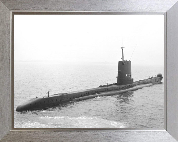 HMS Aeneas (P427) (S72) Photo Print - Port Side View - Royal Navy Amphion Class Submarine Posters, Prints, & Visual Artwork Hampshire Prints 10 x 8 Silver Frame No