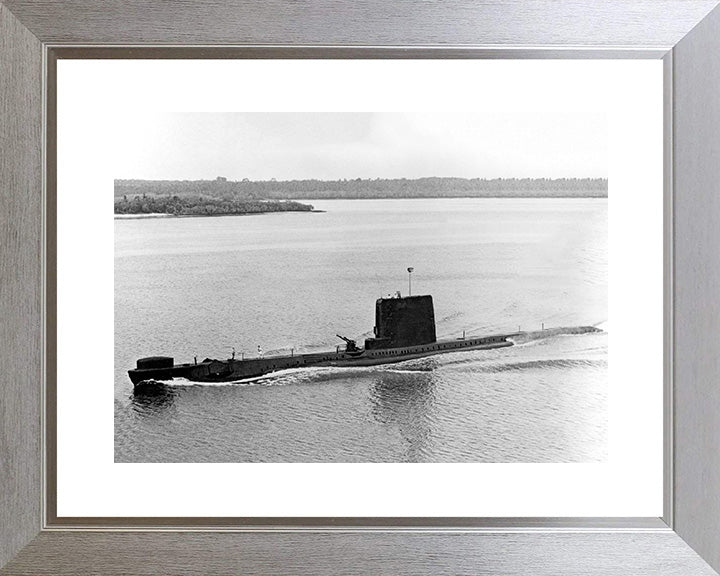 HMS Andrew (P423) Photo Print - High Port Side View - Royal Navy Amphion Class Submarine Posters, Prints, & Visual Artwork Hampshire Prints 10 x 8 Silver Frame Yes