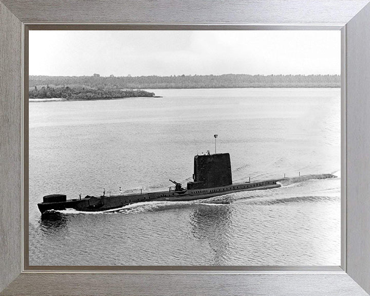 HMS Andrew (P423) Photo Print - High Port Side View - Royal Navy Amphion Class Submarine Posters, Prints, & Visual Artwork Hampshire Prints 10 x 8 Silver Frame No