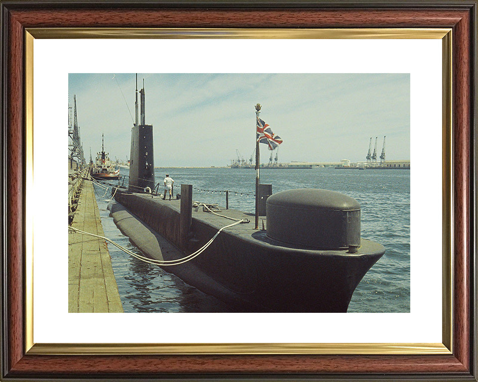 HMS Finwhale (S05) Photo Print - Alongside - Royal Navy Porpoise Class Submarine Posters, Prints, & Visual Artwork Hampshire Prints 10 x 8 Classic Frame Yes