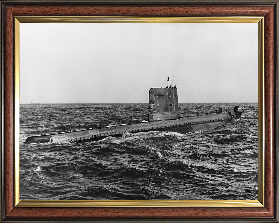 HMS Oracle (S16) Oberon Class Submarine Photo Print Starboard View Royal Navy Wall Art Naval Decor Posters, Prints, & Visual Artwork Hampshire Prints 10 x 8 Classic Frame No