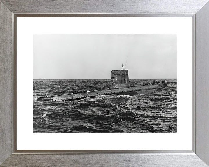 HMS Oracle (S16) Oberon Class Submarine Photo Print Starboard View Royal Navy Wall Art Naval Decor Posters, Prints, & Visual Artwork Hampshire Prints 10 x 8 Silver Frame Yes