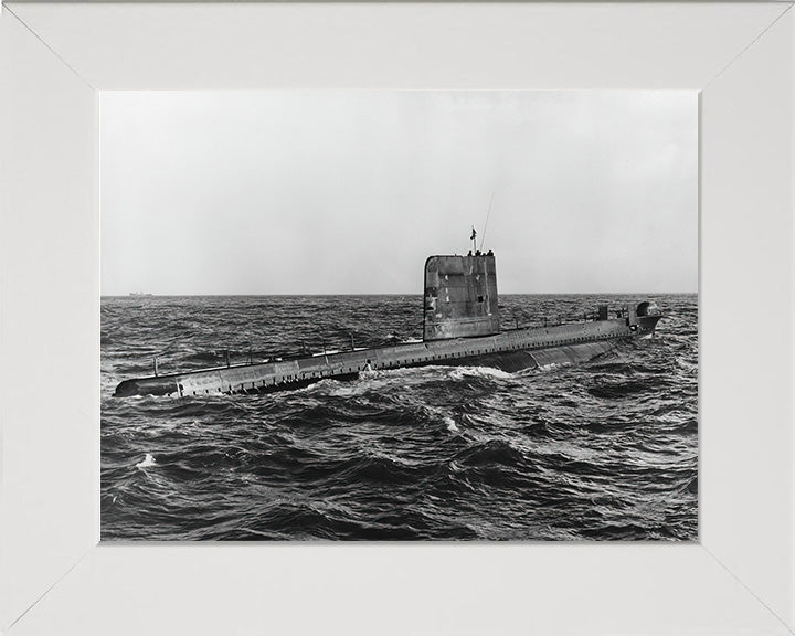 HMS Oracle (S16) Oberon Class Submarine Photo Print Starboard View Royal Navy Wall Art Naval Decor Posters, Prints, & Visual Artwork Hampshire Prints 10 x 8 White Frame No