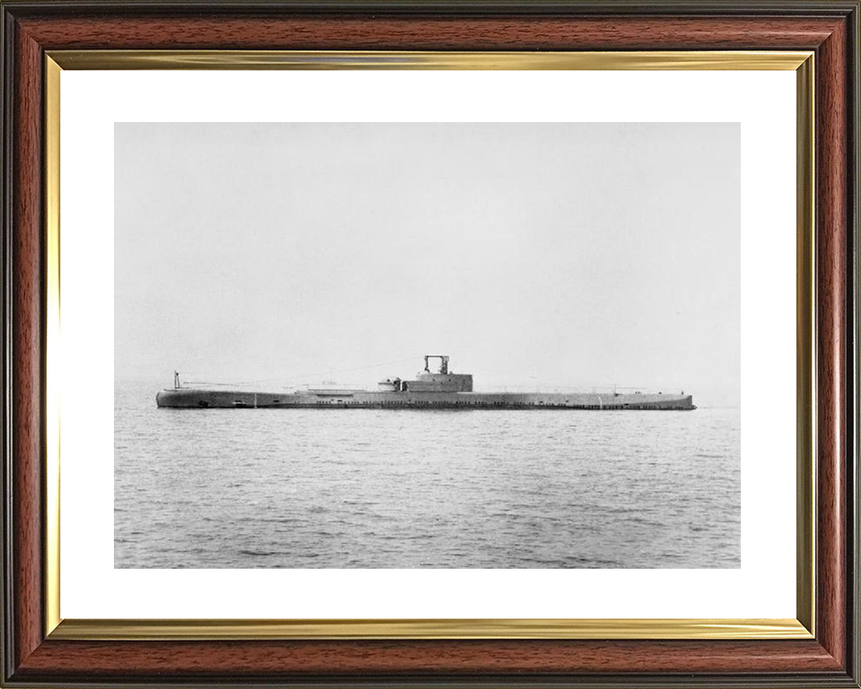 HMS Porpoise (N14) Photo Print - Port Side - Royal Navy Grampus Class Submarine Posters, Prints, & Visual Artwork Hampshire Prints 10 x 8 Classic Frame Yes