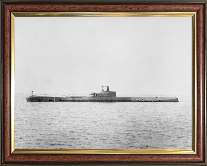 HMS Porpoise (N14) Photo Print - Port Side - Royal Navy Grampus Class Submarine Posters, Prints, & Visual Artwork Hampshire Prints 10 x 8 Classic Frame No