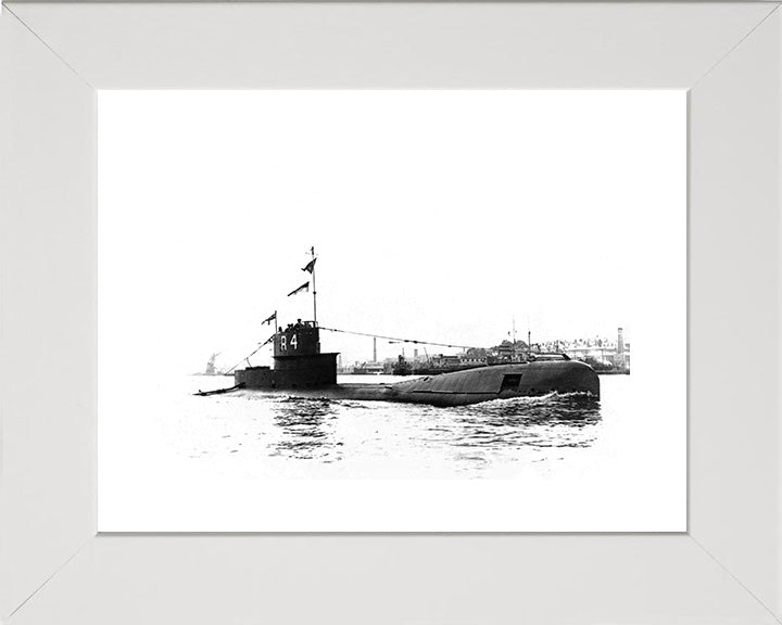 HMS R4 R Class Submarine Photo Print Starboard View Royal Navy Wall Art Naval Decor Poster Posters, Prints, & Visual Artwork Hampshire Prints 10 x 8 White Frame Yes