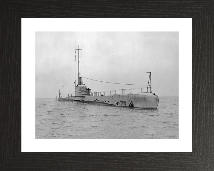 HMS Rainbow (N16) Photo Print - Starboard Bow View - Royal Navy Rainbow Class Submarine Posters, Prints, & Visual Artwork Hampshire Prints 10 x 8 Black Frame Yes