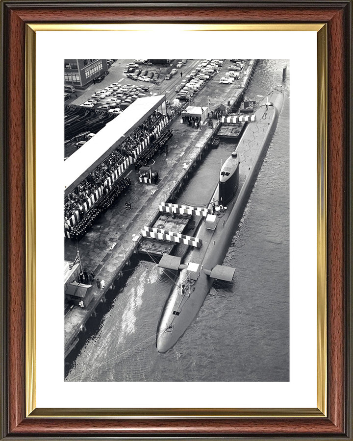 HMS Resolution (S22) Photo Print - Alongside - Royal Navy Resolution Class Submarine Posters, Prints, & Visual Artwork Hampshire Prints 10 x 8 Classic Frame Yes