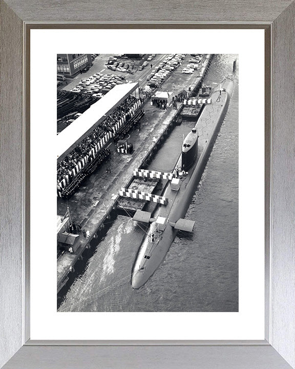 HMS Resolution (S22) Photo Print - Alongside - Royal Navy Resolution Class Submarine Posters, Prints, & Visual Artwork Hampshire Prints 10 x 8 Silver Frame Yes