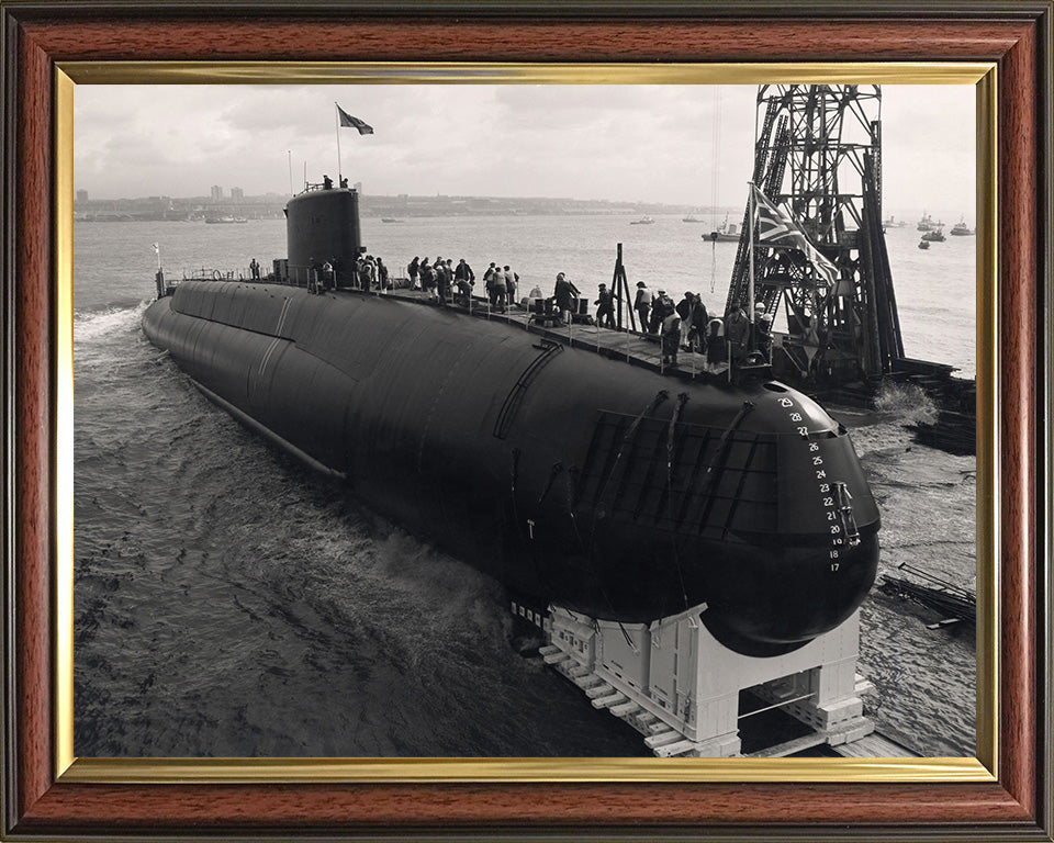 HMS Revenge (S27) Photo Print - Launch - Royal Navy Resolution Class Submarine Posters, Prints, & Visual Artwork Hampshire Prints 10 x 8 Classic Frame No