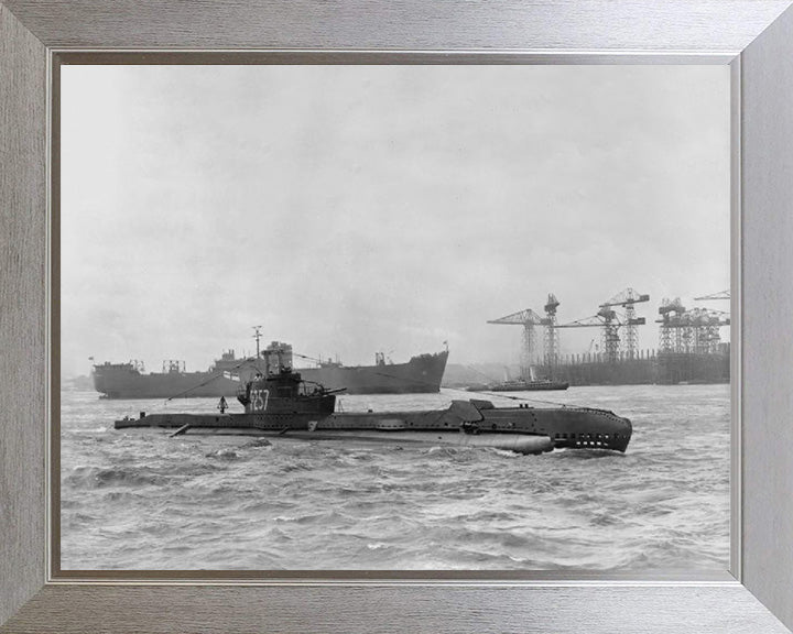 HMS Saga (P257) Photo Print - Starboard Side View - Royal Navy S Class Submarine Posters, Prints, & Visual Artwork Hampshire Prints 10 x 8 Silver Frame No