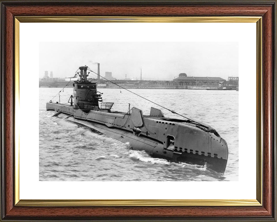 HMS Saracen (P247) Photo Print - Starboard Bow View - Royal Navy S Class Submarine Posters, Prints, & Visual Artwork Hampshire Prints 10 x 8 Classic Frame Yes