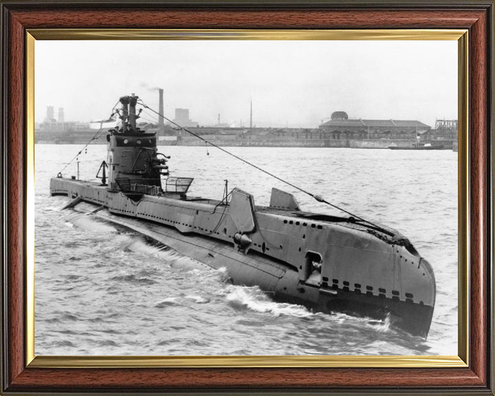 HMS Saracen (P247) Photo Print - Starboard Bow View - Royal Navy S Class Submarine Posters, Prints, & Visual Artwork Hampshire Prints 10 x 8 Classic Frame No