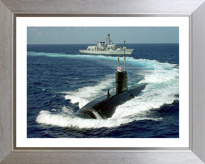 HMS Sceptre (S104) Swiftsure Class Submarine Photo Print At Sea 1996 Royal Navy Wall Art Naval Decor Posters, Prints, & Visual Artwork Hampshire Prints 10 x 8 Silver Frame Yes