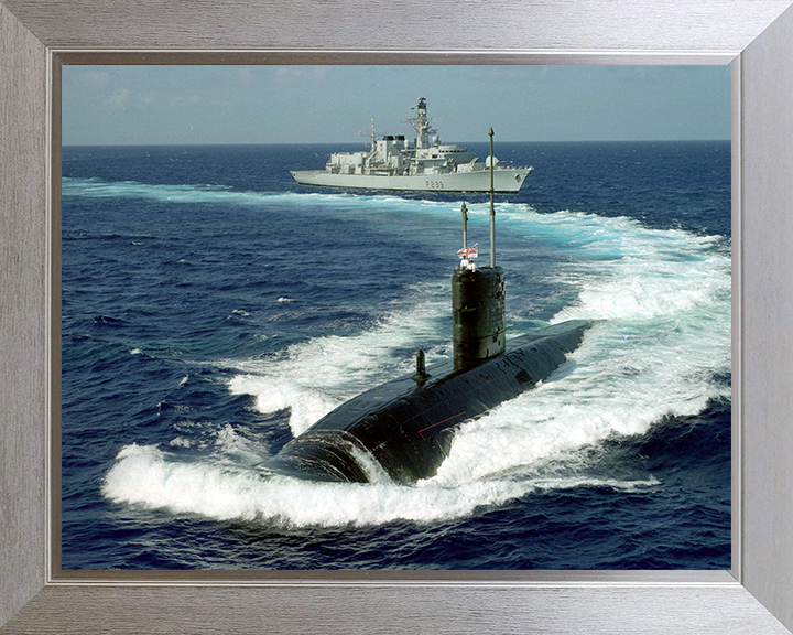 HMS Sceptre (S104) Swiftsure Class Submarine Photo Print At Sea 1996 Royal Navy Wall Art Naval Decor Posters, Prints, & Visual Artwork Hampshire Prints 10 x 8 Silver Frame No