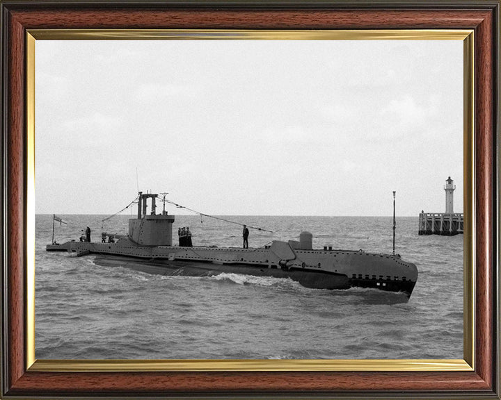 HMS Scorcher (P258) Photo Print - Starboard View - Royal Navy S Class Submarine Posters, Prints, & Visual Artwork Hampshire Prints 10 x 8 Classic Frame No