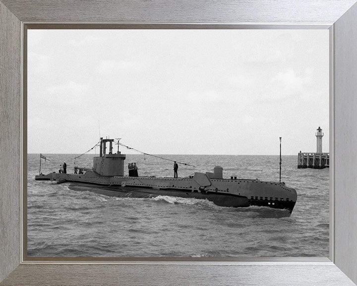 HMS Scorcher (P258) Photo Print - Starboard View - Royal Navy S Class Submarine Posters, Prints, & Visual Artwork Hampshire Prints 10 x 8 Silver Frame No