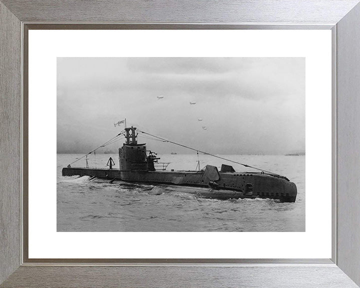 HMS Seadog (P216) Photo Print - Starboard View - Royal Navy S Class Submarine Posters, Prints, & Visual Artwork Hampshire Prints 10 x 8 Silver Frame Yes