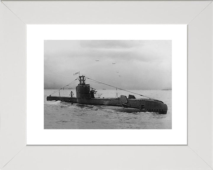 HMS Seadog (P216) Photo Print - Starboard View - Royal Navy S Class Submarine Posters, Prints, & Visual Artwork Hampshire Prints 10 x 8 White Frame Yes