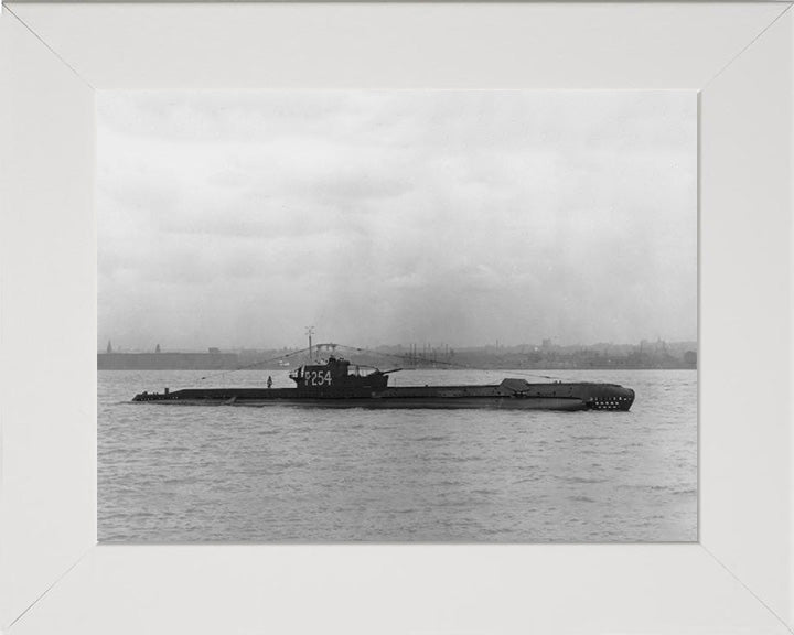 HMS Selene (P254) Photo Print - Starboard View - Royal Navy S Class Submarine Posters, Prints, & Visual Artwork Hampshire Prints 10 x 8 White Frame No