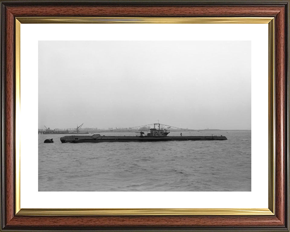 HMS Shalimar (P242) Photo Print - Port Side View - Royal Navy S Class Submarine Posters, Prints, & Visual Artwork Hampshire Prints 10 x 8 Classic Frame Yes