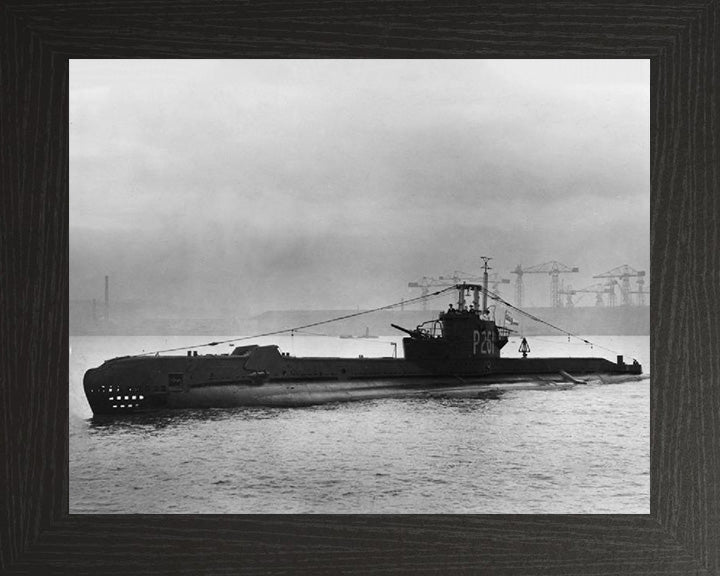 HMS Sleuth (P261) Photo Print - Port Side View - Royal Navy S Class Submarine Posters, Prints, & Visual Artwork Hampshire Prints 10 x 8 Black Frame No