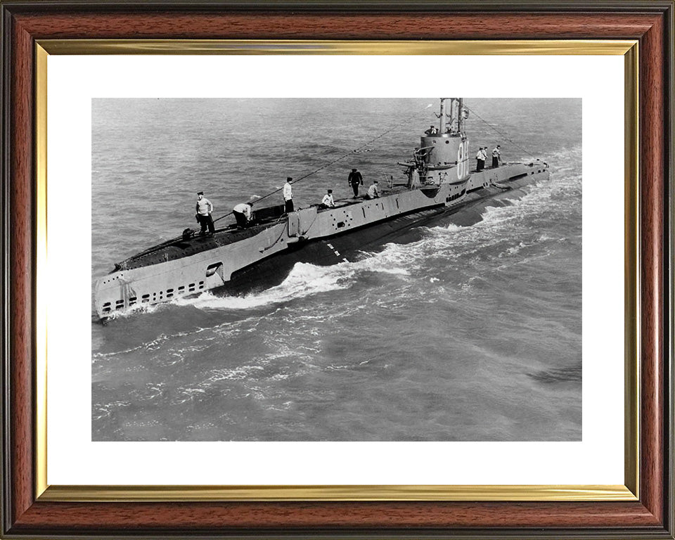 HMS Snapper (39S) Photo Print - Port Side View - Royal Navy S Class Submarine Posters, Prints, & Visual Artwork Hampshire Prints 10 x 8 Classic Frame Yes