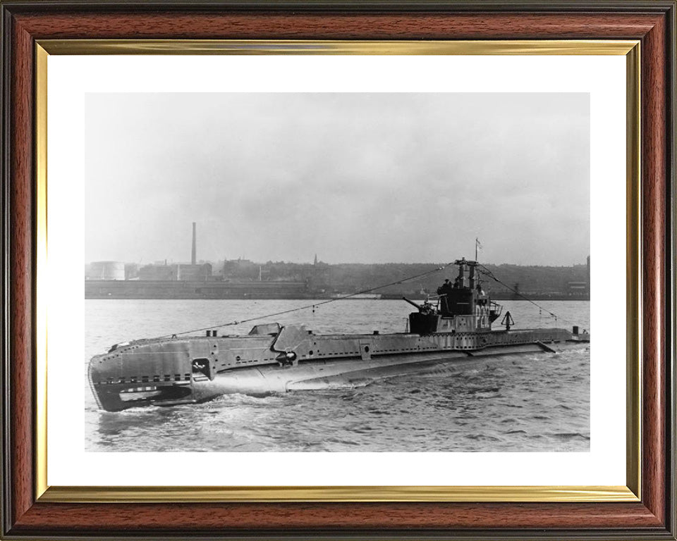 HMS Solent (P262) Photo Print - Port Side View - Royal Navy S Class Submarine Posters, Prints, & Visual Artwork Hampshire Prints 10 x 8 Classic Frame Yes