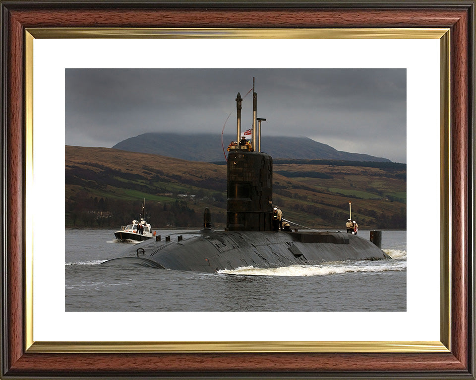 HMS Spartan (S105) Photo Print - Entering Harbour - Royal Navy Swiftsure Class Submarine Posters, Prints, & Visual Artwork Hampshire Prints 10 x 8 Classic Frame Yes