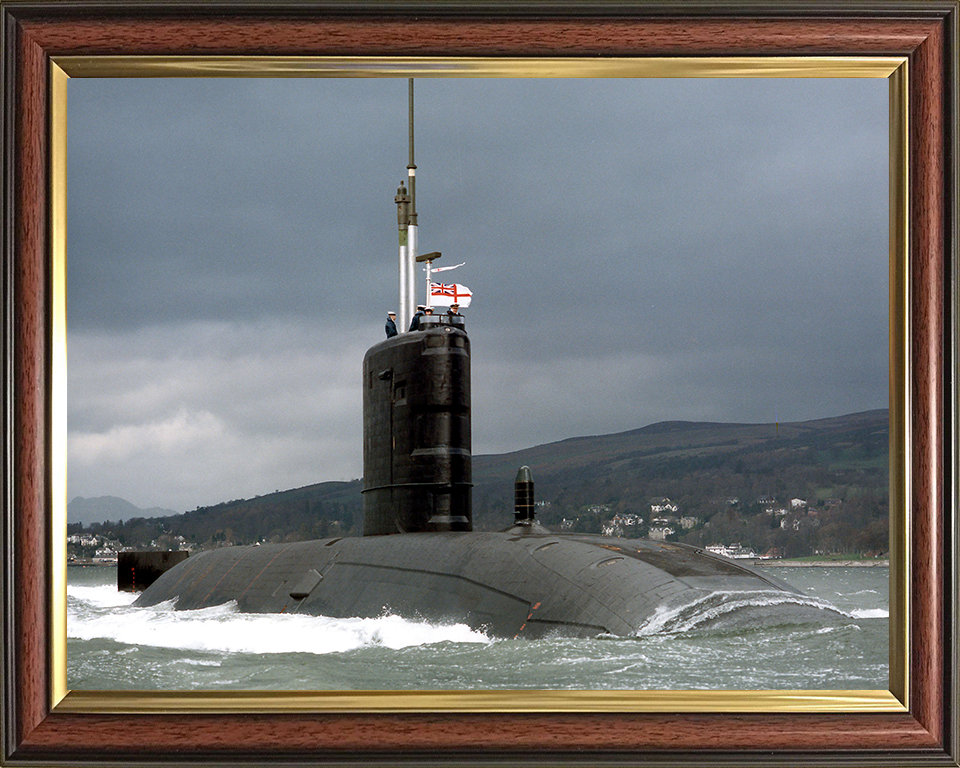 HMS Spartan (S105) Swiftsure Class Submarine Photo Print Faslane 1993 Royal Navy Wall Art Naval Decor Posters, Prints, & Visual Artwork Hampshire Prints 10 x 8 Classic Frame No
