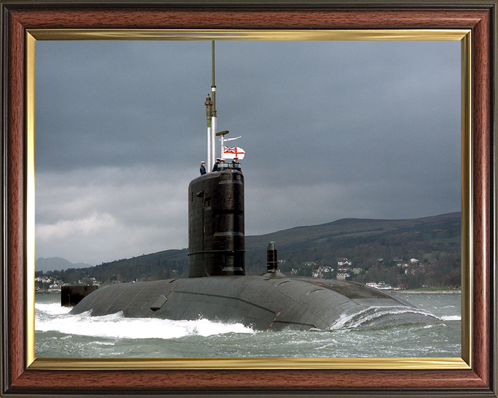 HMS Spartan (S105) Swiftsure Class Submarine Photo Print Faslane 1993 Royal Navy Wall Art Naval Decor Posters, Prints, & Visual Artwork Hampshire Prints 10 x 8 Classic Frame No