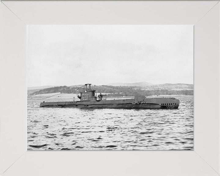 HMS Spiteful (P227) Photo Print - Starboard View - Royal Navy S Class Submarine Posters, Prints, & Visual Artwork Hampshire Prints 10 x 8 White Frame No