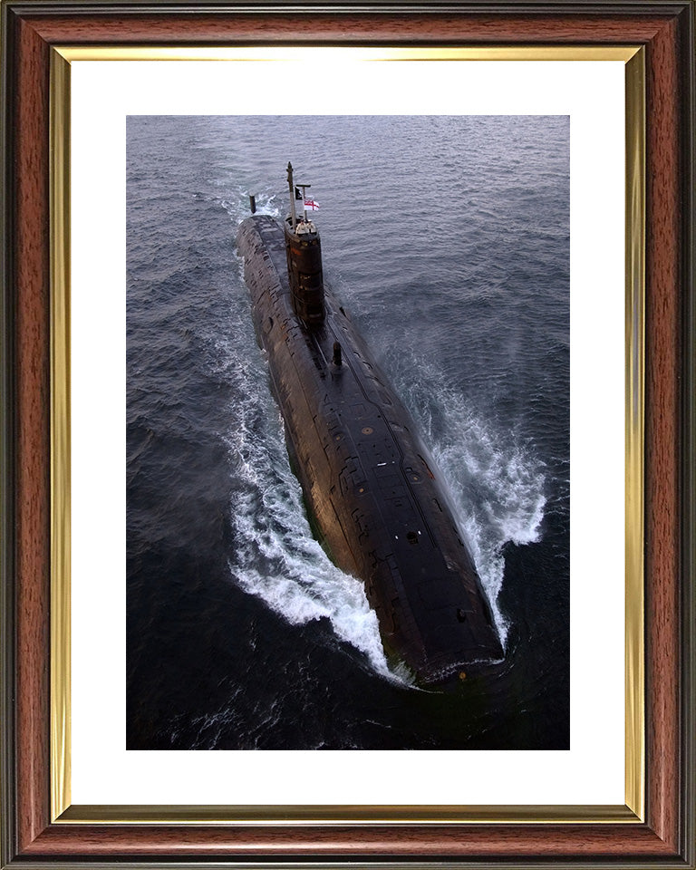 HMS Splendid (S106) Photo Print - Starboard Bow View - Royal Navy Swiftsure Class Submarine Posters, Prints, & Visual Artwork Hampshire Prints 10 x 8 Classic Frame Yes