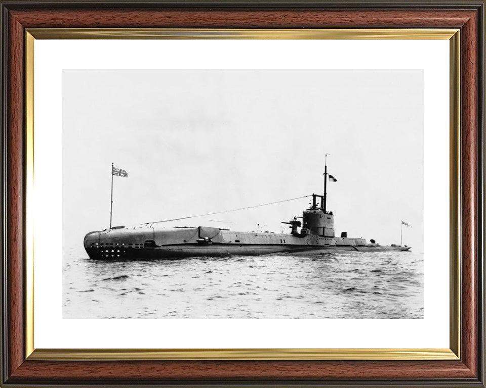 HMS Starfish (19S) Photo Print - Port Side View - Royal Navy S Class Submarine Posters, Prints, & Visual Artwork Hampshire Prints 10 x 8 Classic Frame Yes