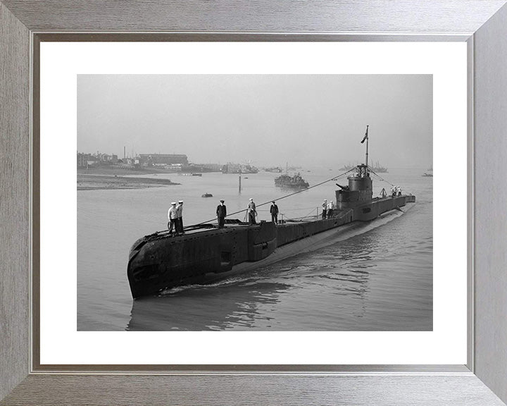 HMS Taku (N38) Photo Print - Entering Port - Royal Navy T Class Submarine Posters, Prints, & Visual Artwork Hampshire Prints 10 x 8 Silver Frame Yes