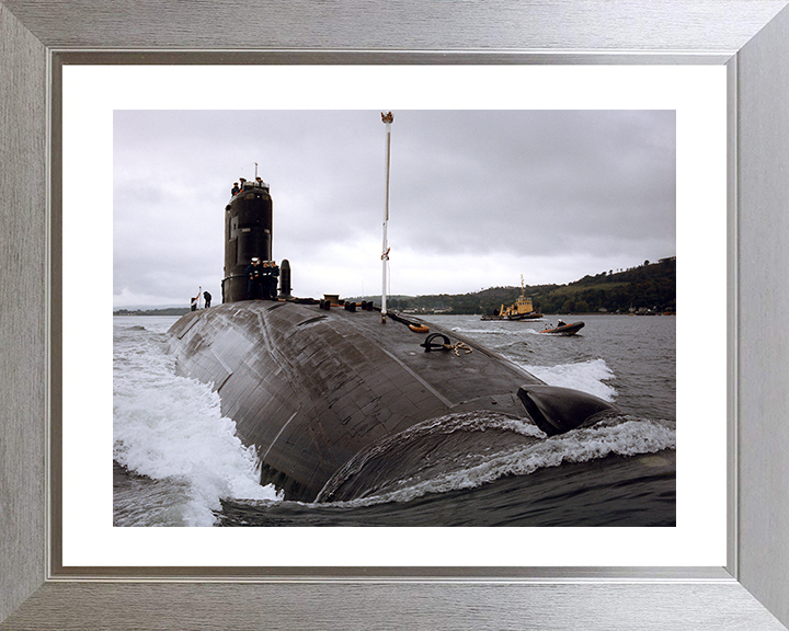 HMS Talent (S92) Trafalgar Class Submarine Photo Print Clyde 1994 Royal Navy Wall Art Naval Decor Posters, Prints, & Visual Artwork Hampshire Prints 10 x 8 Silver Frame Yes