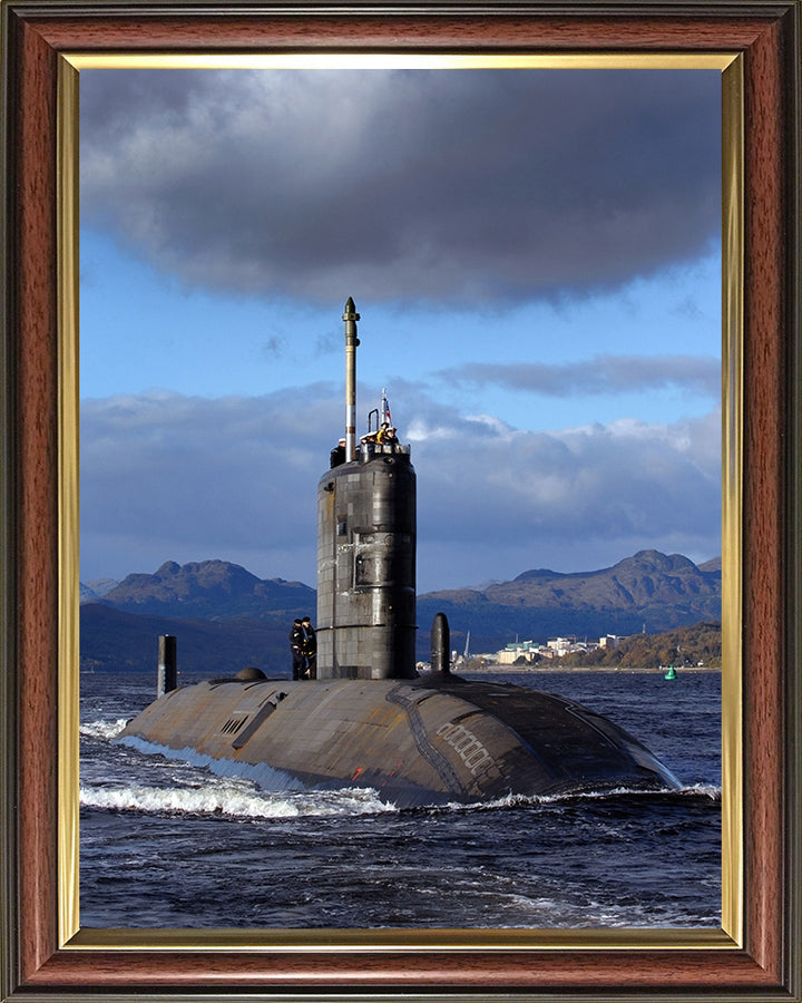 HMS Talent (S92) Trafalgar Class Submarine Photo Print Starboard Bow View Royal Navy Wall Art Naval Posters, Prints, & Visual Artwork Hampshire Prints 10 x 8 Classic Frame No