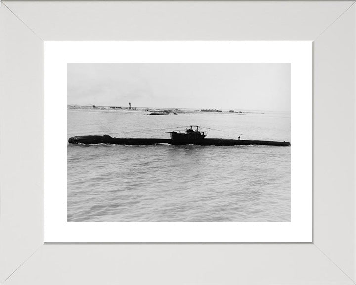 HMS Tally-Ho (P317) Photo Print - Port Side View - Royal Navy T Class Submarine Posters, Prints, & Visual Artwork Hampshire Prints 10 x 8 White Frame Yes