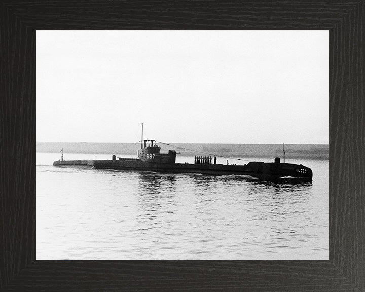HMS Tally-Ho (P317) Photo Print - Starboard View - Royal Navy T Class Submarine Posters, Prints, & Visual Artwork Hampshire Prints 10 x 8 Black Frame No