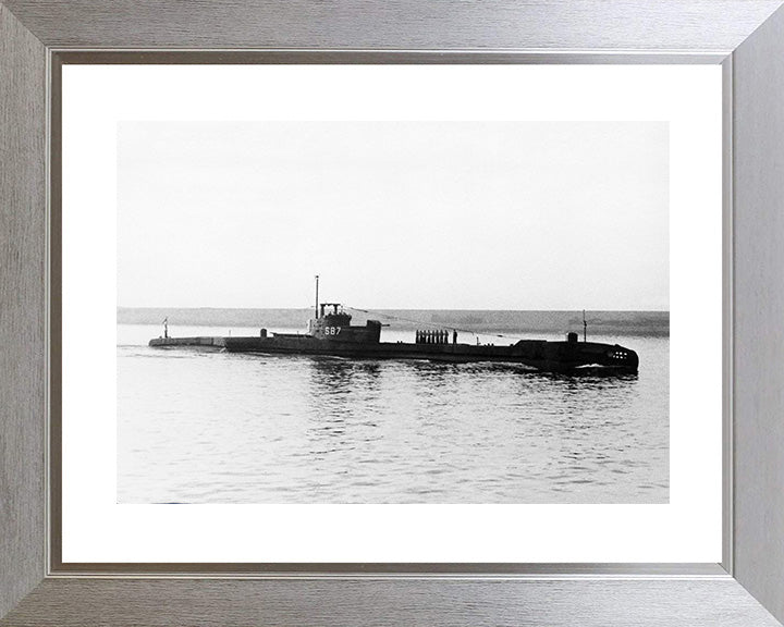 HMS Tally-Ho (P317) Photo Print - Starboard View - Royal Navy T Class Submarine Posters, Prints, & Visual Artwork Hampshire Prints 10 x 8 Silver Frame Yes