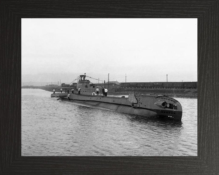 HMS Tapir (P335) Photo Print - Starboard View - Royal Navy T Class Submarine Posters, Prints, & Visual Artwork Hampshire Prints 10 x 8 Black Frame No