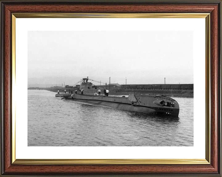 HMS Tapir (P335) Photo Print - Starboard View - Royal Navy T Class Submarine Posters, Prints, & Visual Artwork Hampshire Prints 10 x 8 Classic Frame Yes