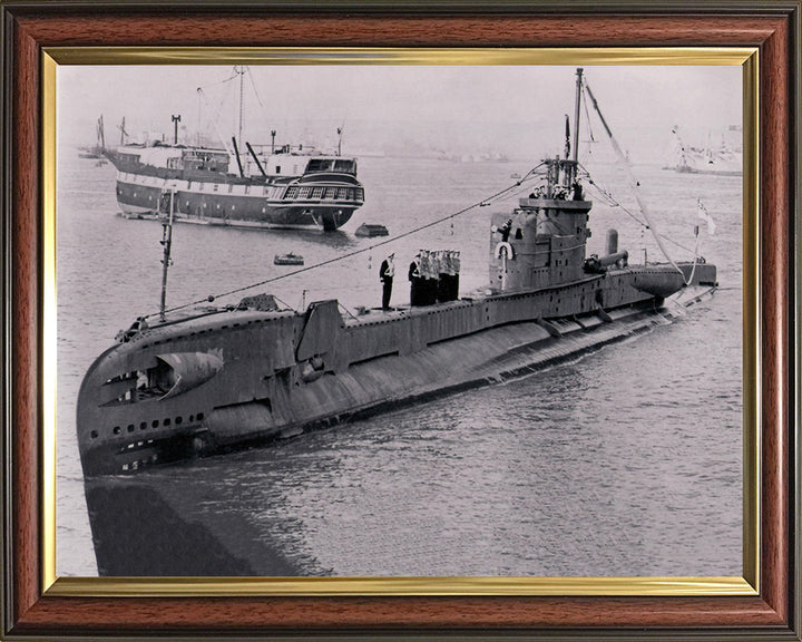 HMS Thorough (P324) Photo Print - Port Side View - Royal Navy T Class Submarine Posters, Prints, & Visual Artwork Hampshire Prints 10 x 8 Classic Frame No