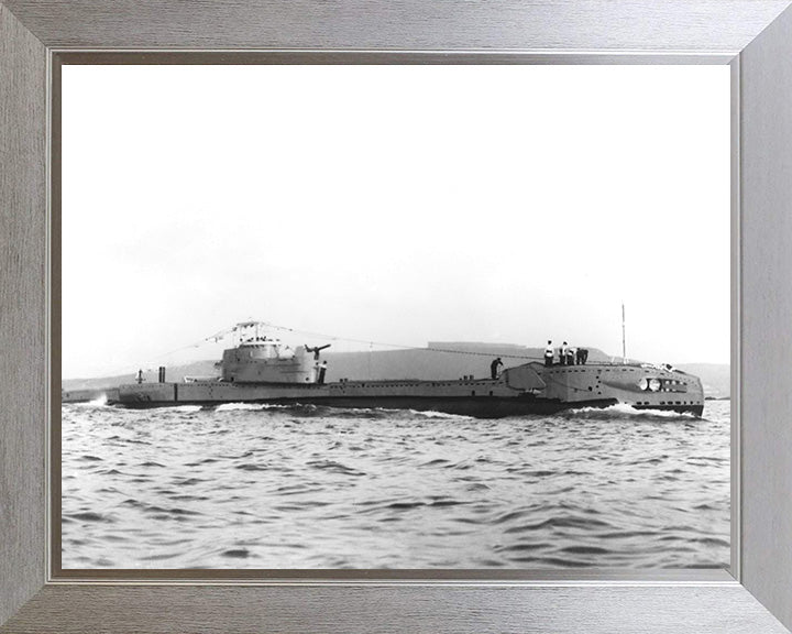 HMS Thule (P325) Photo Print - Starboard View - Royal Navy T Class Submarine Posters, Prints, & Visual Artwork Hampshire Prints 10 x 8 Silver Frame No