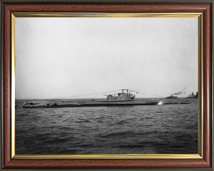HMS Tradewind (P329) Photo Print - Port Side View - Royal Navy T Class Submarine Posters, Prints, & Visual Artwork Hampshire Prints 10 x 8 Classic Frame No