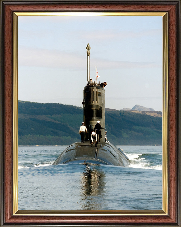 HMS Trafalgar (S107) Photo Print - Bow View - Royal Navy Trafalgar Class Submarine Posters, Prints, & Visual Artwork Hampshire Prints 10 x 8 Classic Frame No