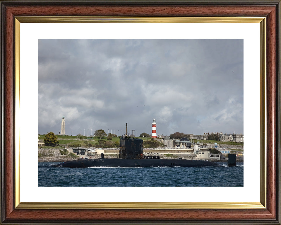 HMS Trenchant (S91) Photo Print - Plymouth - Royal Navy Trafalgar Class Submarine Posters, Prints, & Visual Artwork Hampshire Prints 10 x 8 Classic Frame Yes